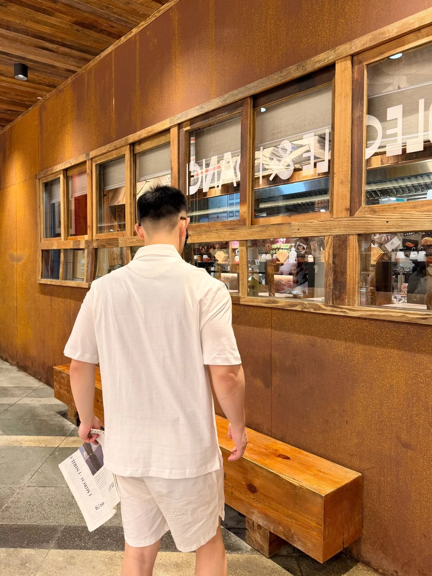 프라다 삼각 로고 포인트 폴로 반소매 티셔츠 상세 이미지 14