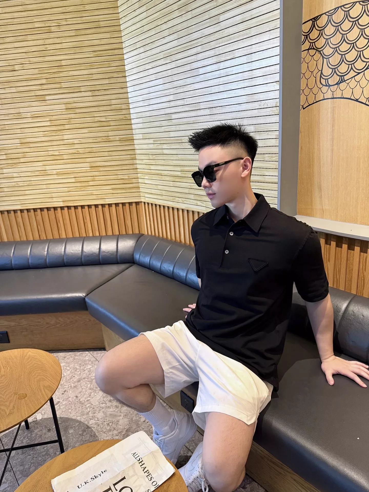 프라다 삼각 로고 폴로 반소매 티셔츠 상세 이미지 14