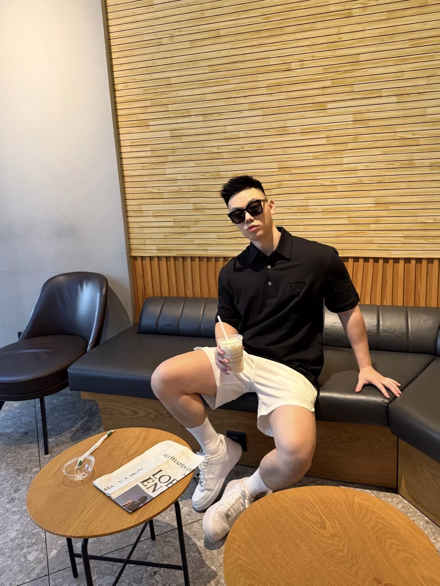 프라다 삼각 로고 폴로 반소매 티셔츠 상세 이미지 11