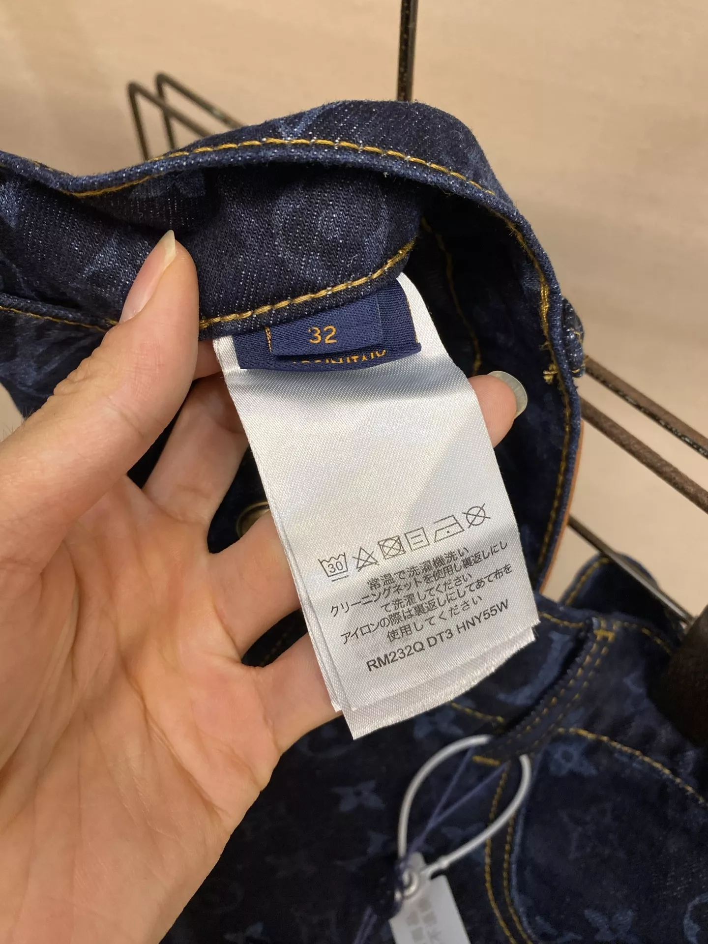 루이비통 모노그램 올오버 데님 하프 팬츠 상세 이미지 6