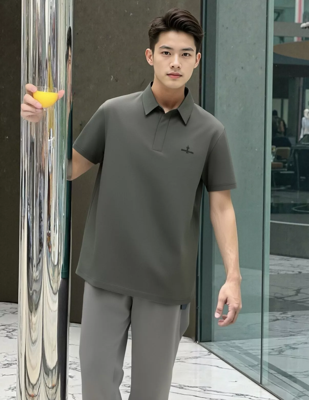 비음러펀 로고 포인트 반소매 카라 티셔츠 상세 이미지 34