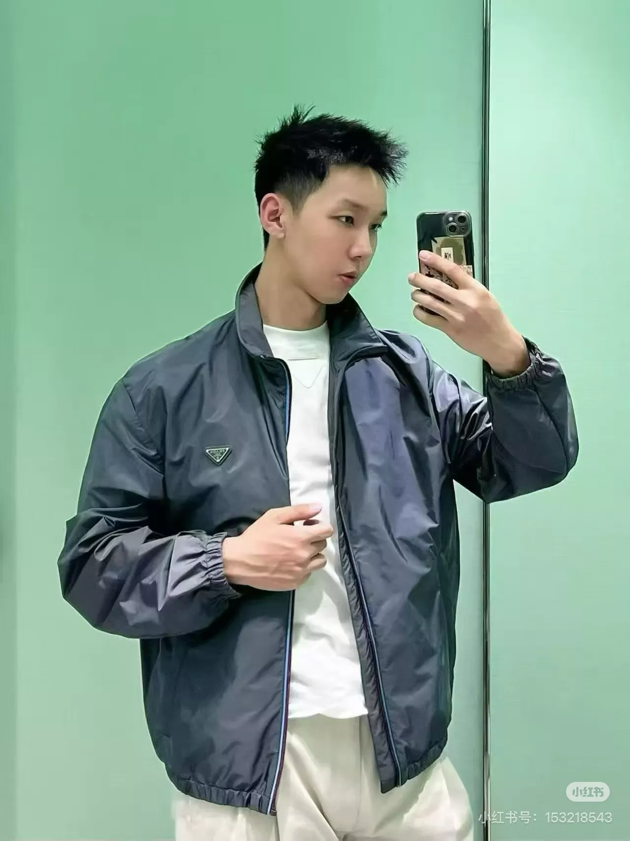 프라다 재생 나일론 집업 재킷 상세 이미지 17