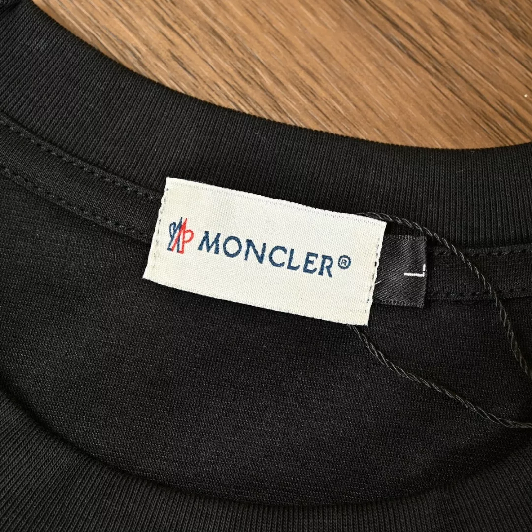몽클레어 남성용 라운드넥 반소매 티셔츠 상세 이미지 18