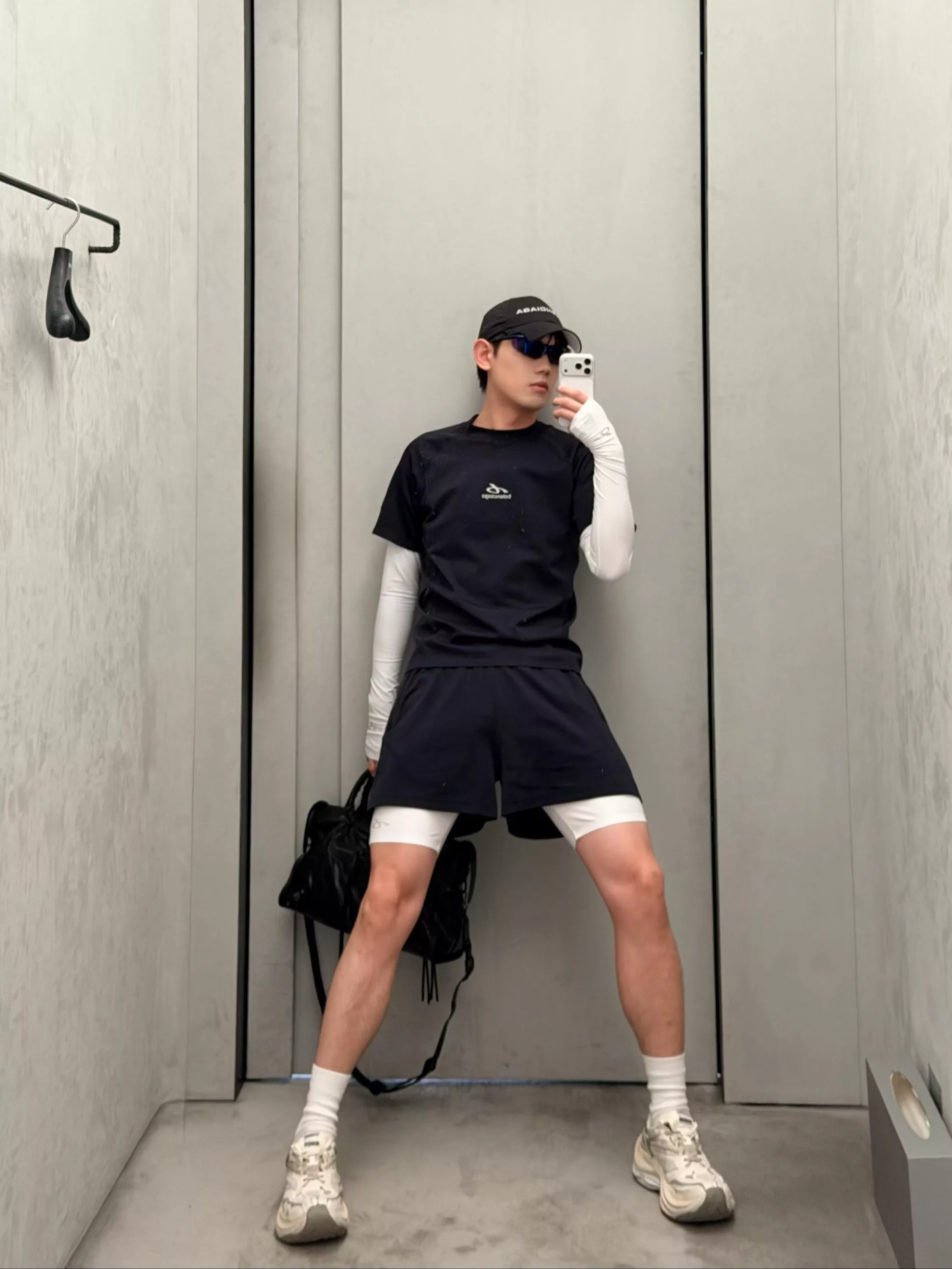 발렌시아가 테크웨어 레이어드 하프 팬츠 상세 이미지 17