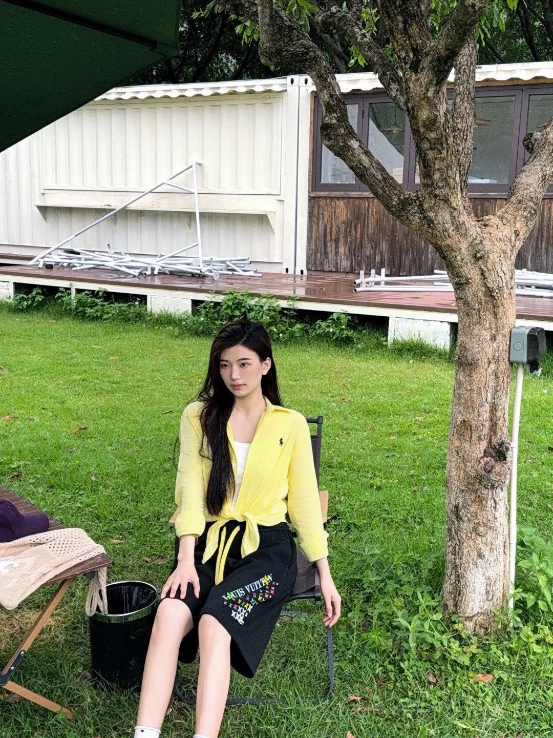 루이비통 레인보우 모노그램 그라데이션 프린트 하프 팬츠 상세 이미지 13