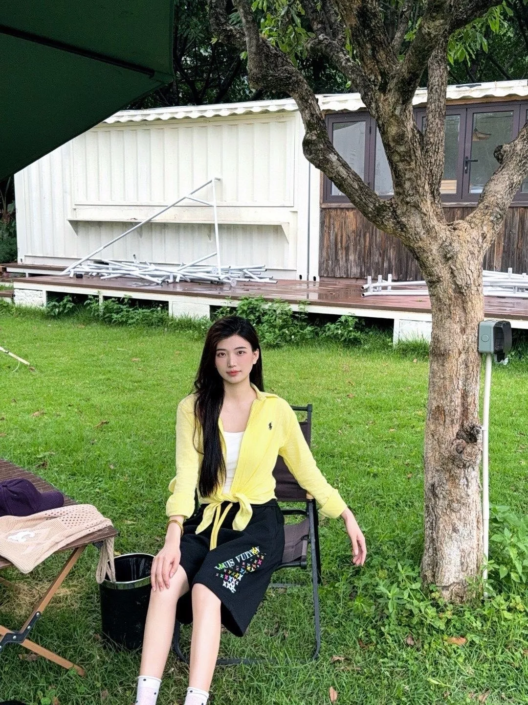 루이비통 레인보우 모노그램 그라데이션 프린트 하프 팬츠 상세 이미지 14