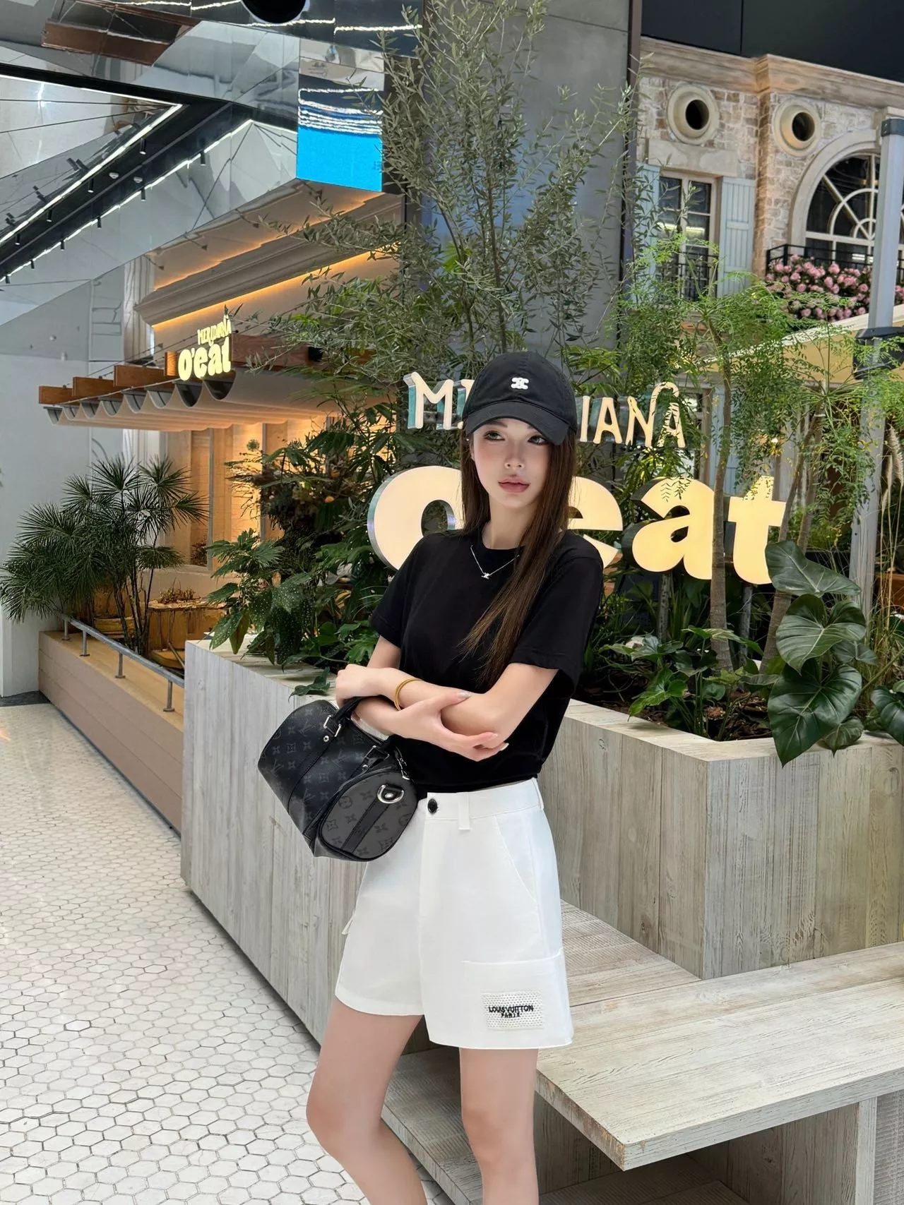 로에베 여성 하이웨이스트 코튼 하프 팬츠 상세 이미지 15