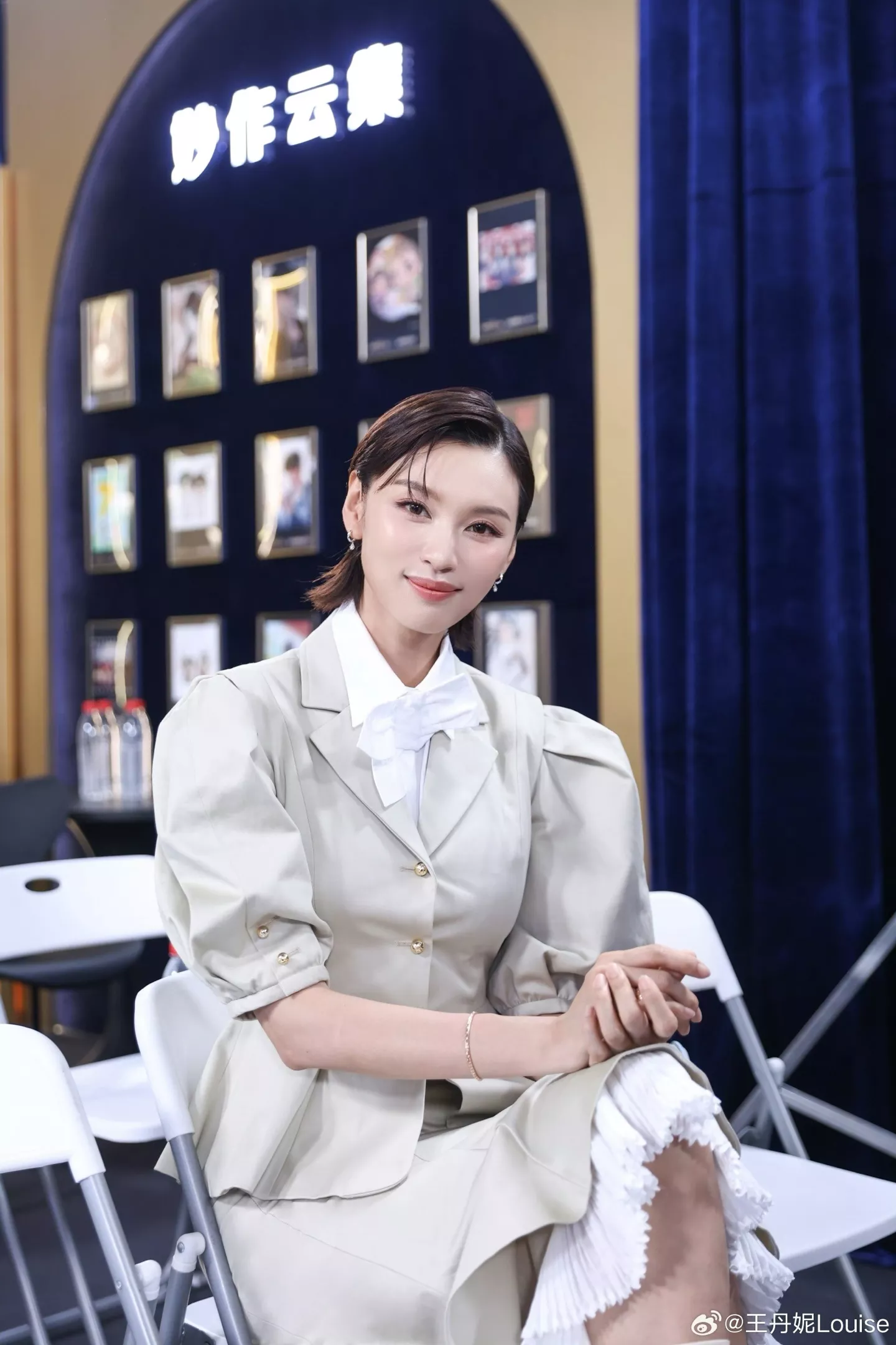 로에베 하이웨이스트 머메이드 스커트 상세 이미지 15