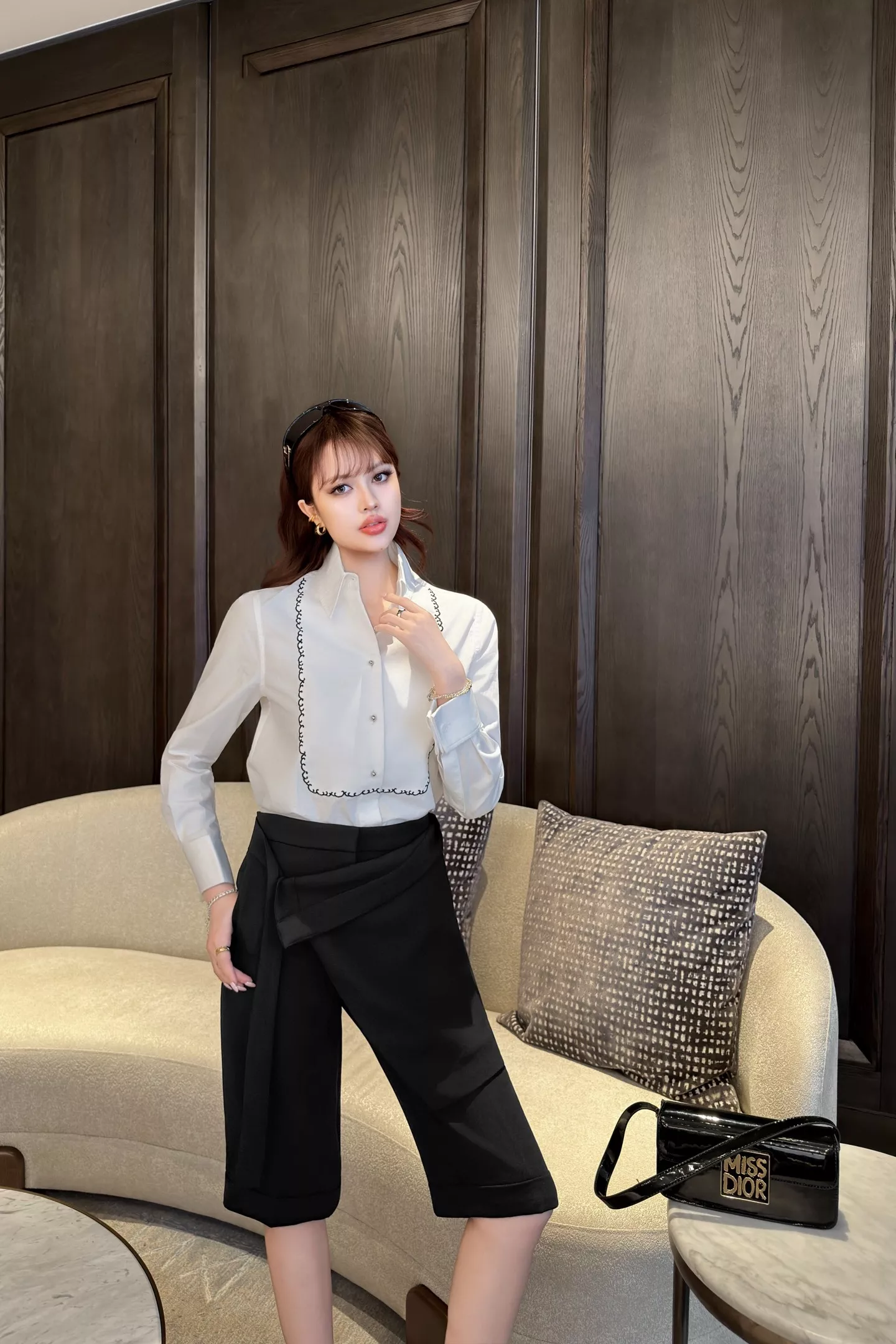 디올 화이트 긴소매 셔츠 상세 이미지 23
