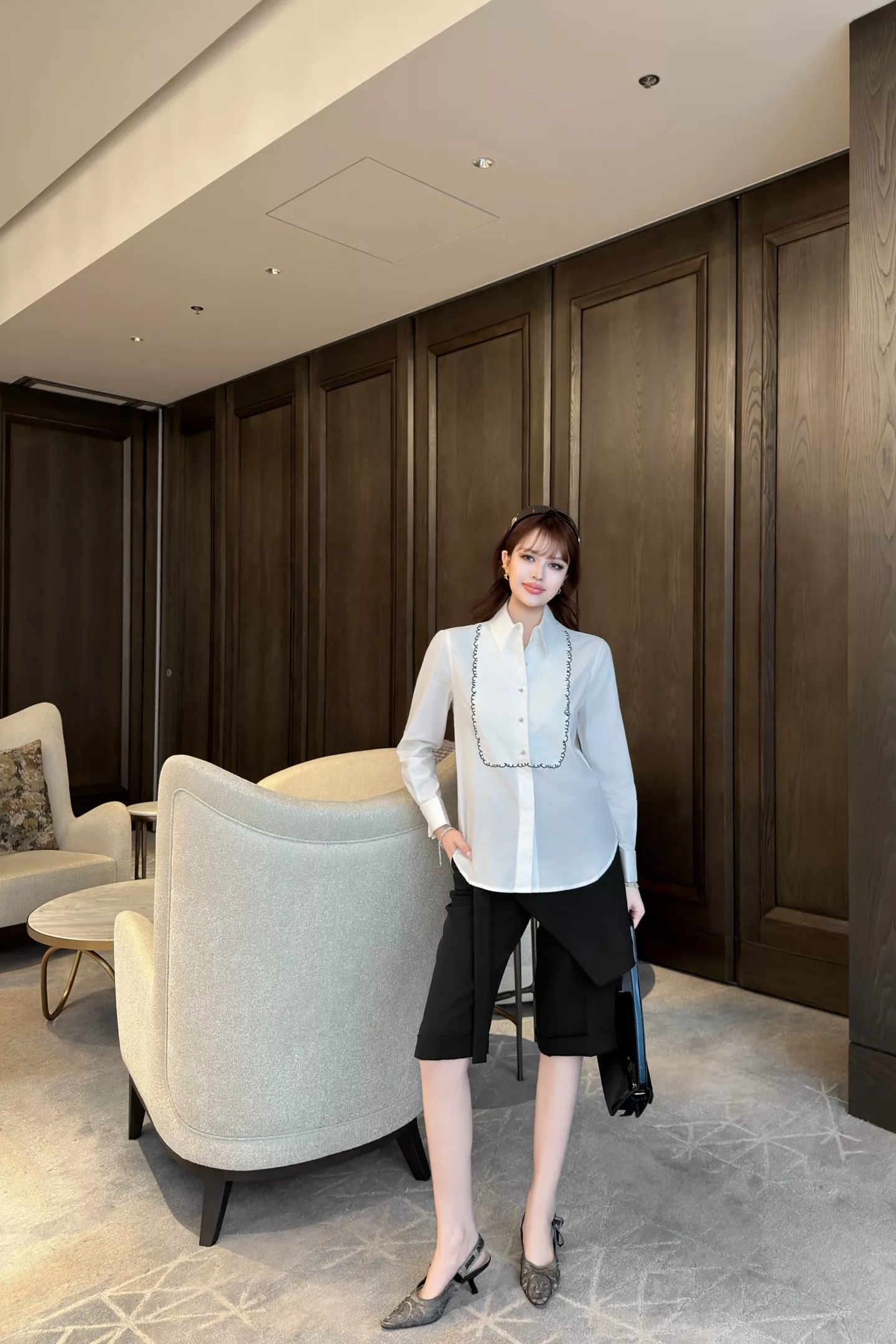 디올 화이트 긴소매 셔츠 상세 이미지 18