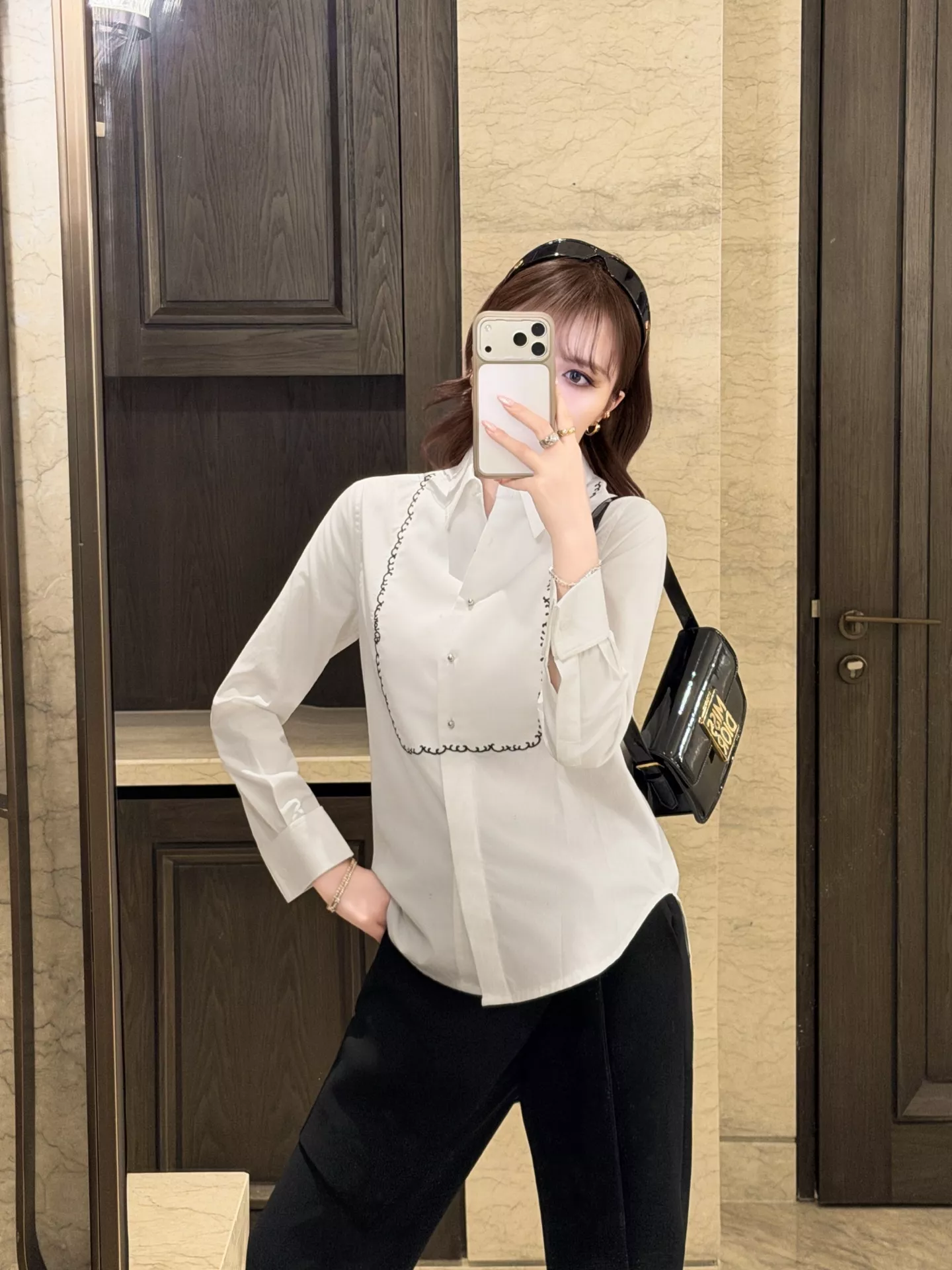 디올 화이트 긴소매 셔츠 상세 이미지 17