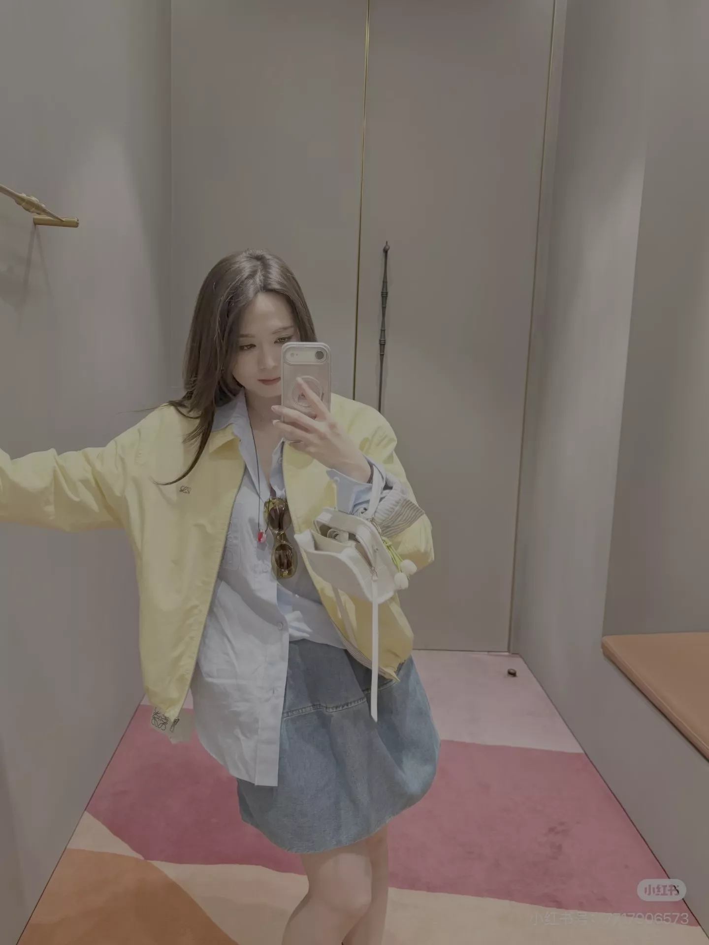로에베 하이웨이스트 플라워 버블 미니 스커트 상세 이미지 37
