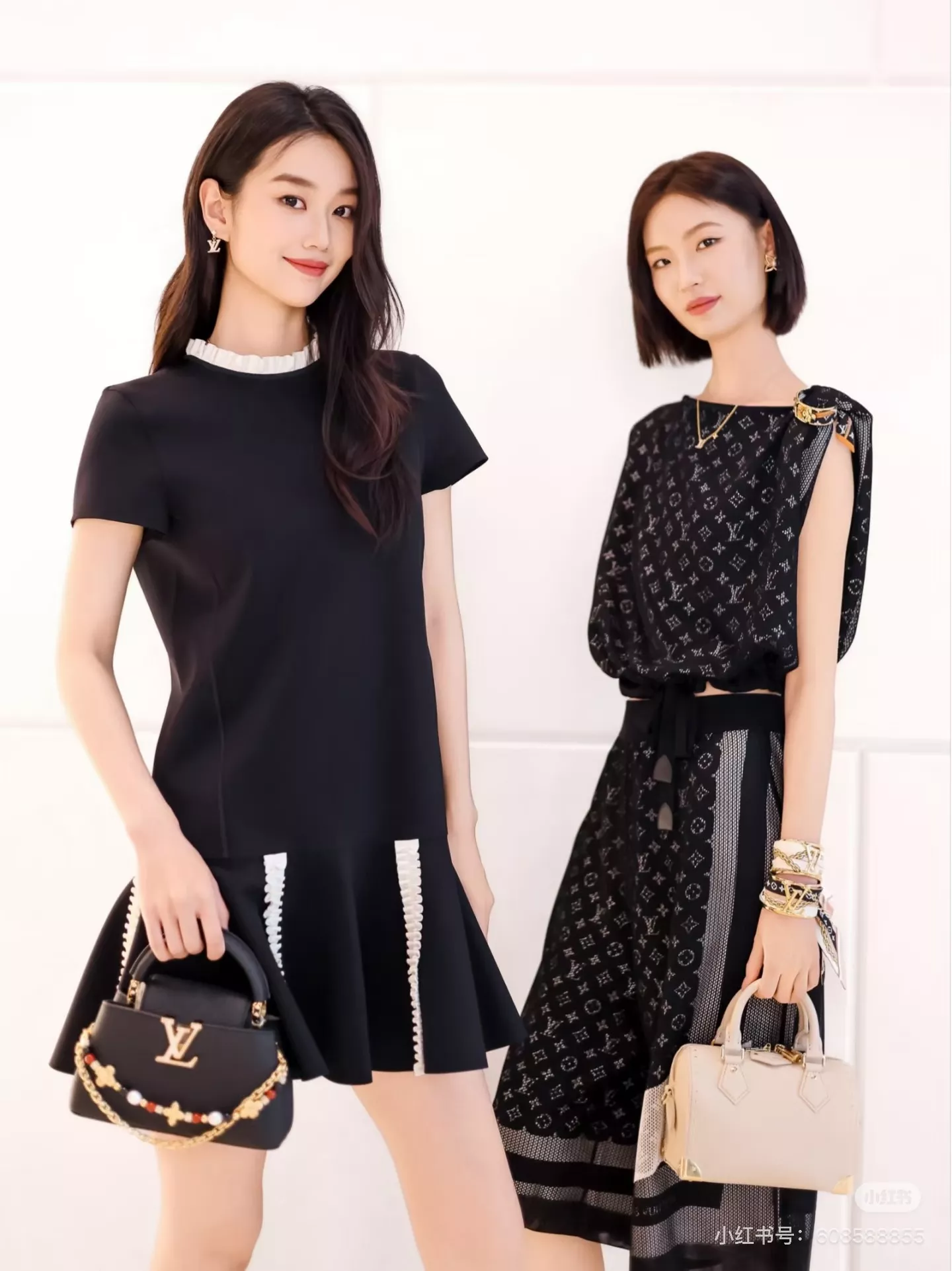 로에베 블랙 프릴 배색 반소매 원피스 상세 이미지 28