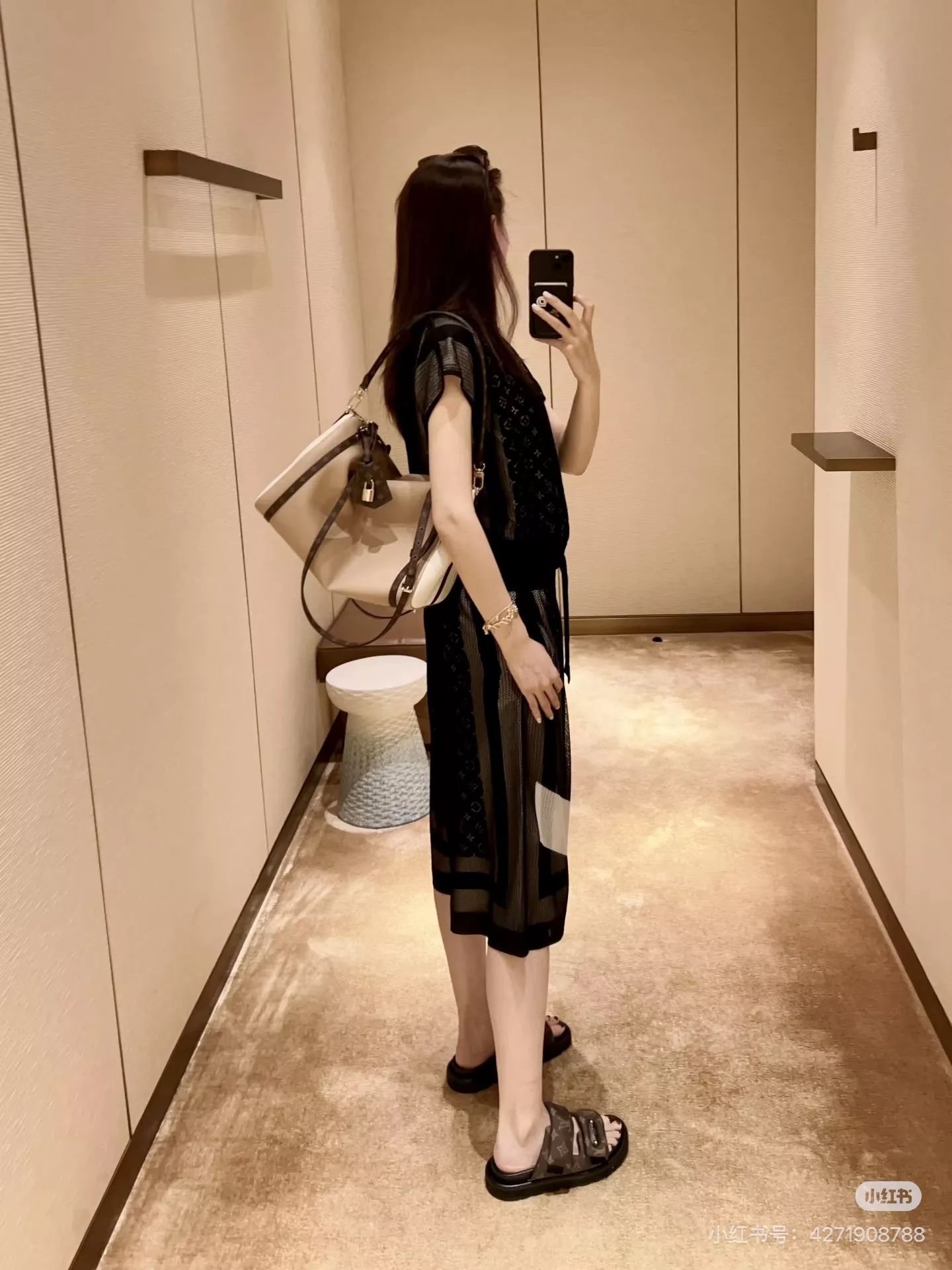 루이비통 모노그램 메쉬 크롭 팬츠 상세 이미지 20