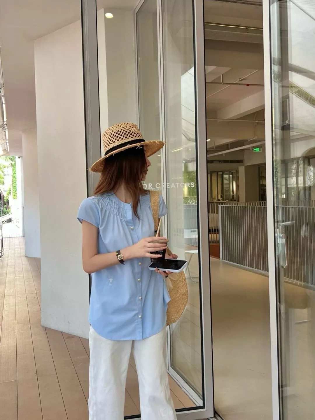 디올 라운드넥 반소매 셔츠 상세 이미지 21
