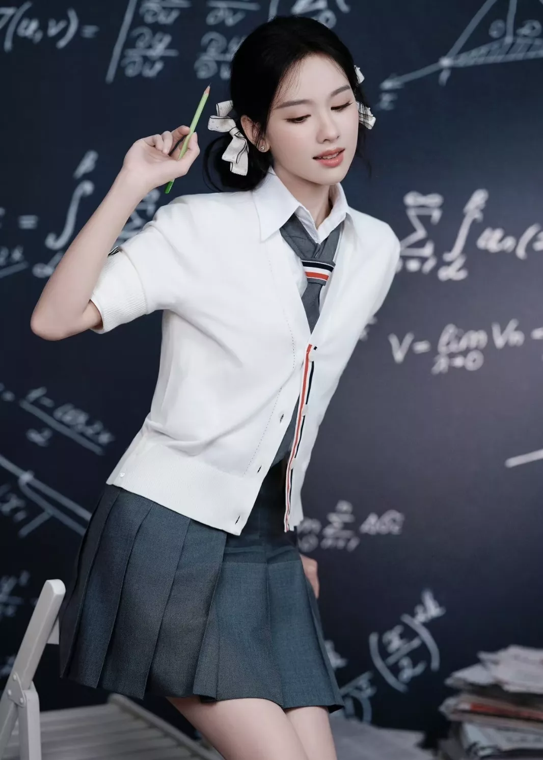 톰브라운 울 플리츠 스커트 상세 이미지 52
