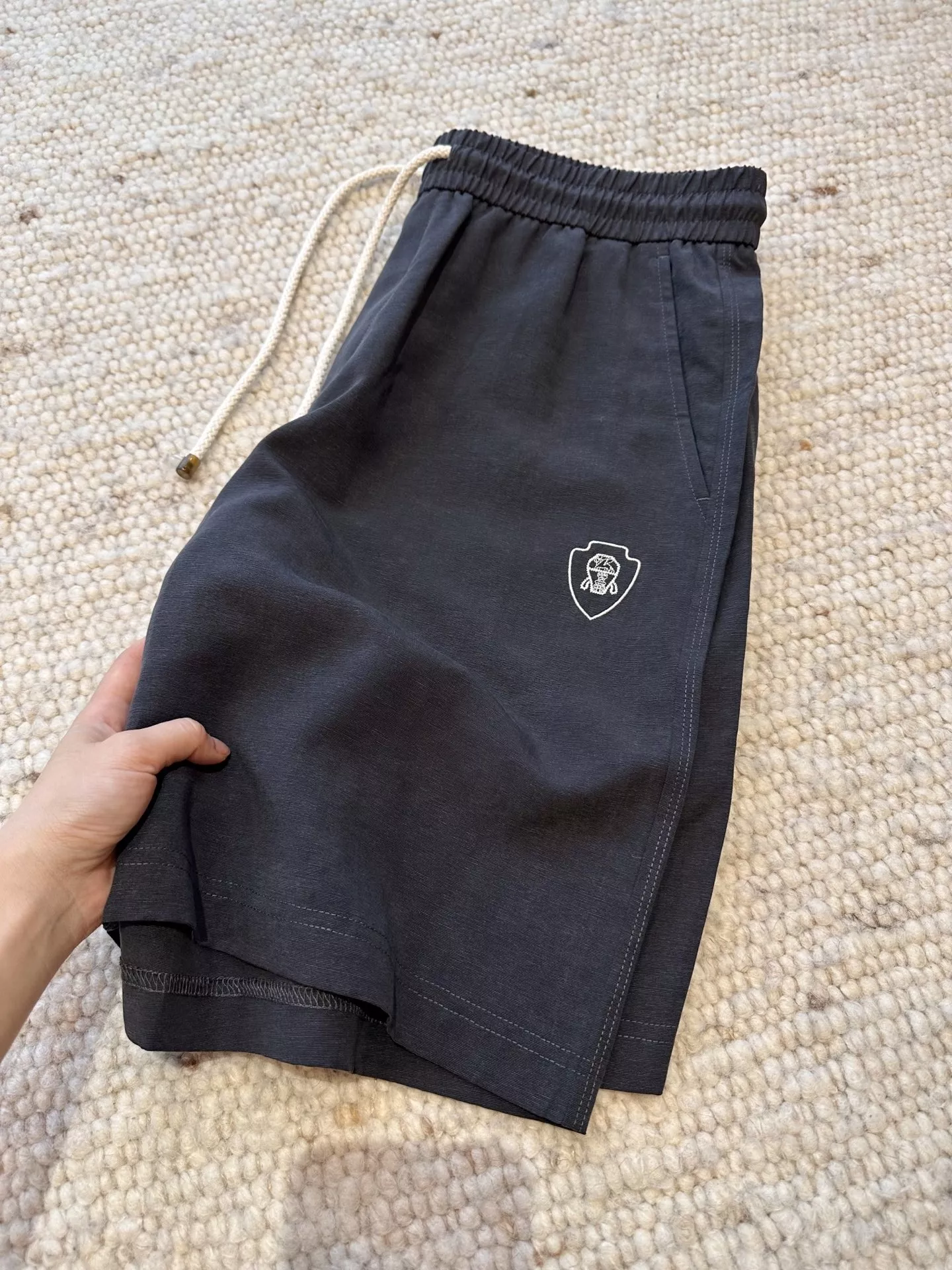 브루넬로쿠치넬리 자수 드로스트링 코튼 린넨 쇼츠 상세 이미지 20