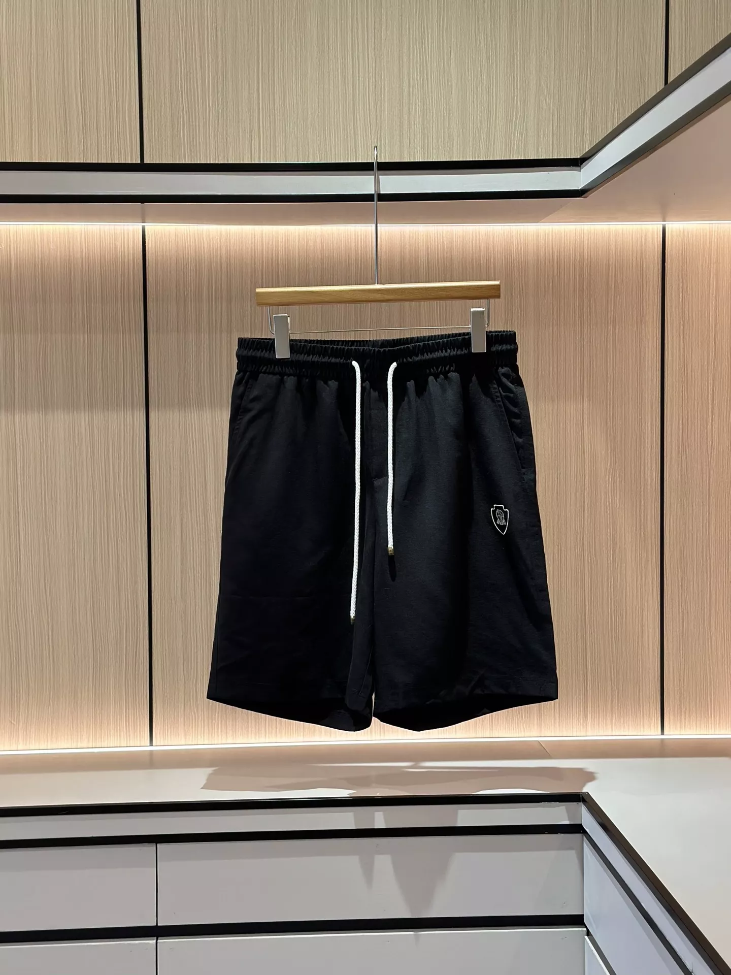 브루넬로쿠치넬리 자수 드로스트링 코튼 린넨 쇼츠 상세 이미지 9