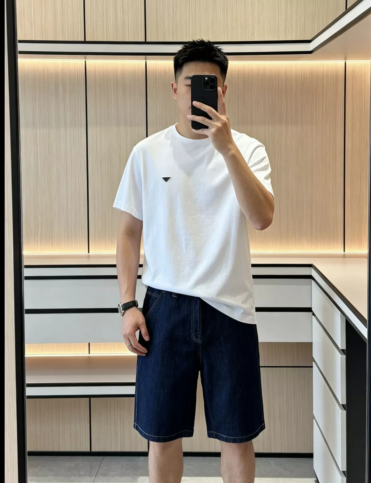 프라다 딥블루 데님 쇼트 팬츠 상세 이미지 81
