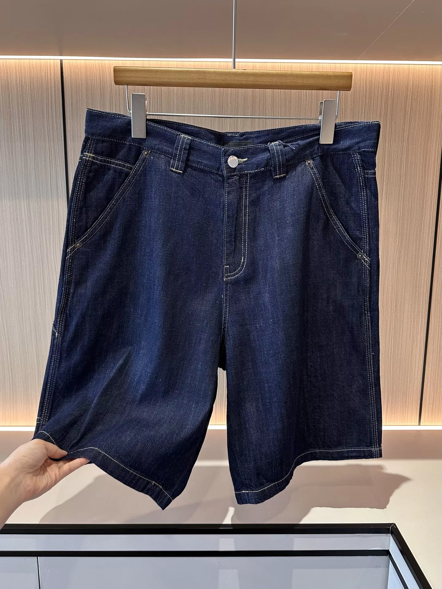 프라다 딥블루 데님 쇼트 팬츠 상세 이미지 2