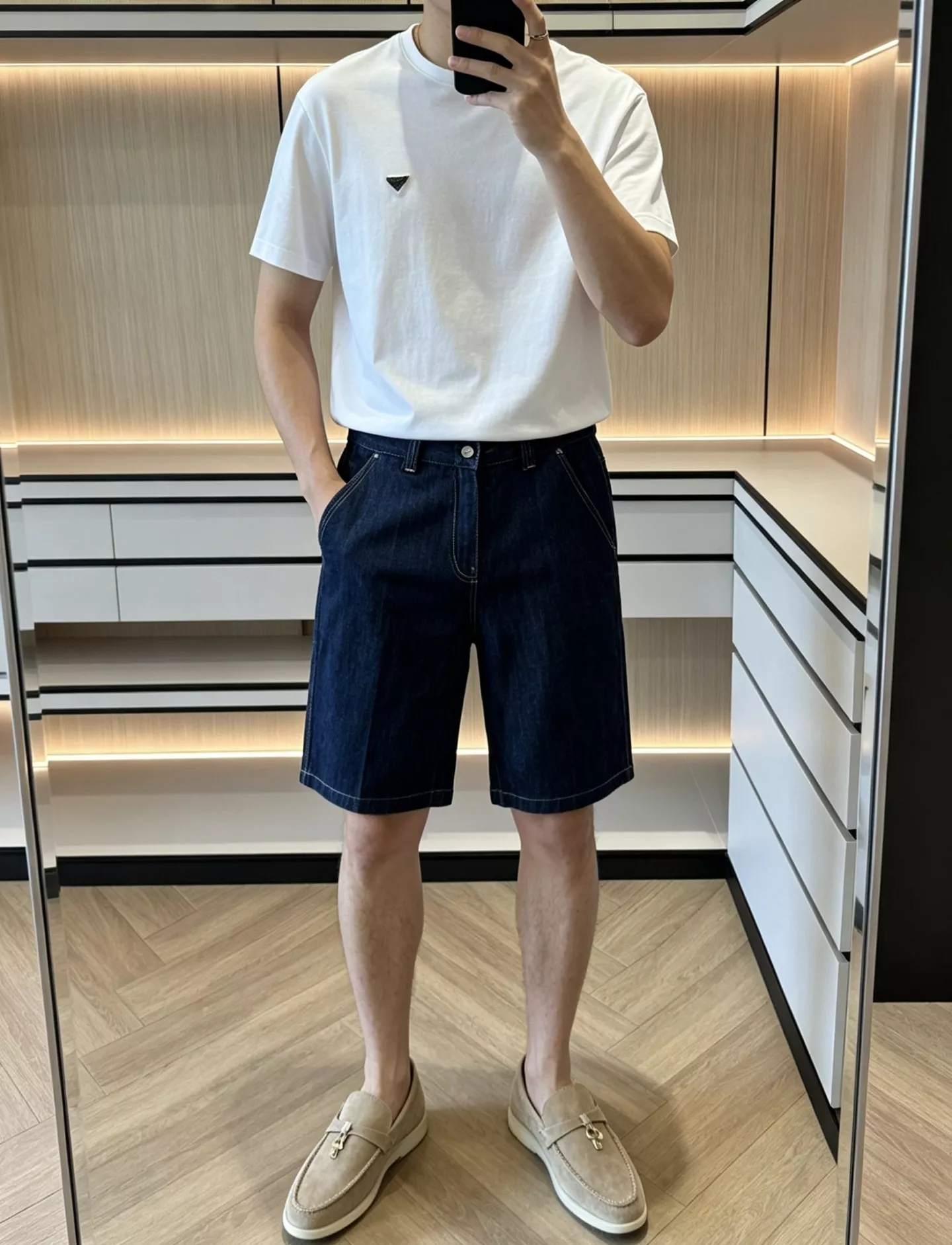 프라다 딥블루 데님 쇼트 팬츠 상세 이미지 79