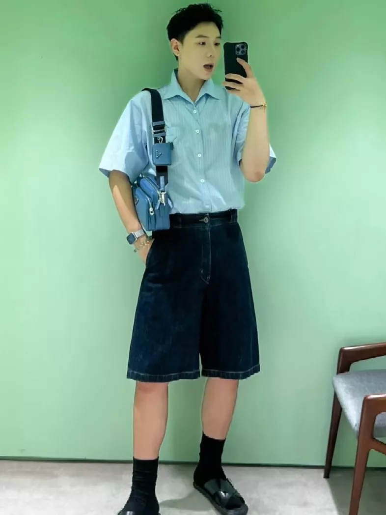 프라다 딥블루 데님 쇼트 팬츠 상세 이미지 51