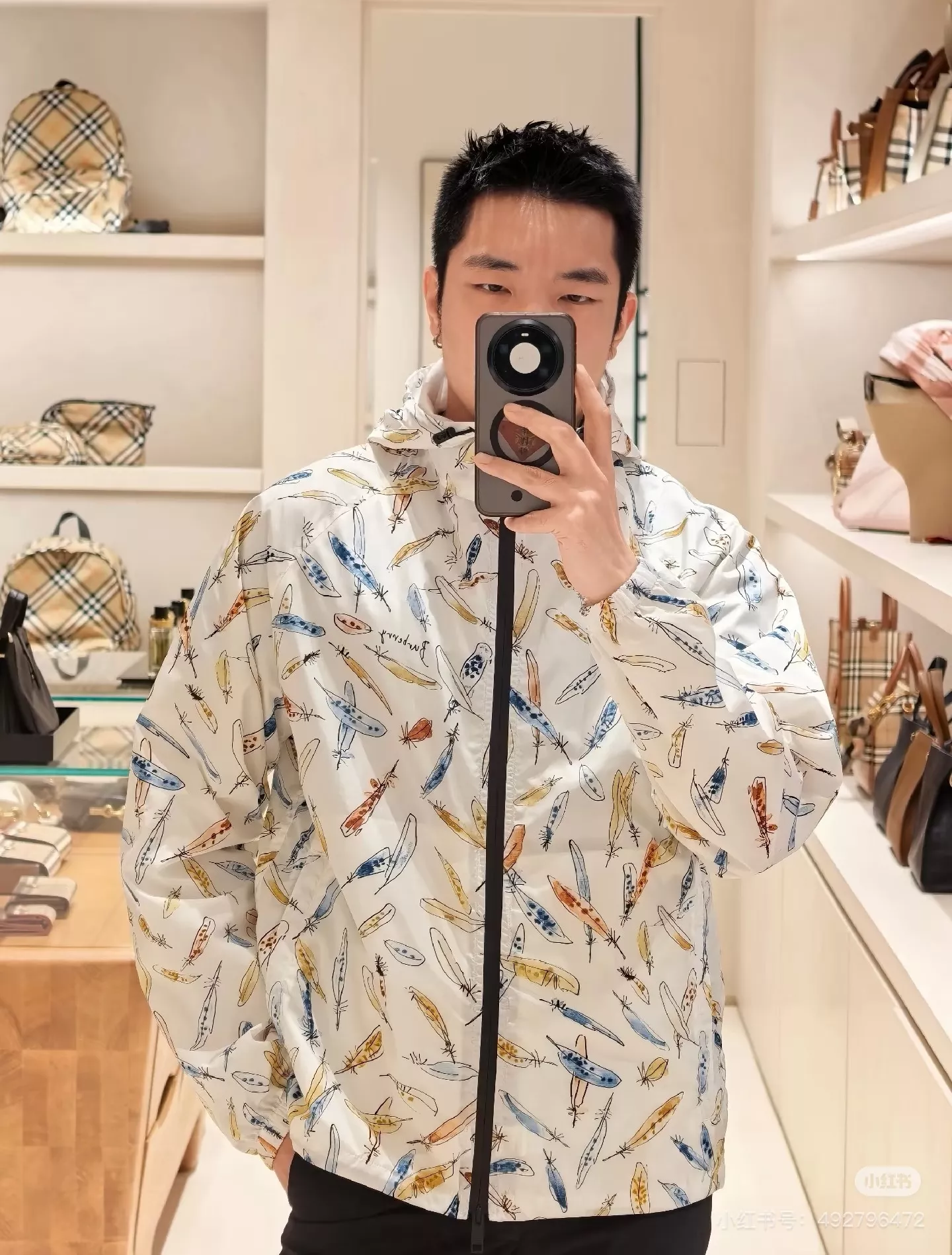 버버리 쿠엔틴 블레이크 협업 깃털 프린트 클랩튼 후드 재킷 상세 이미지 50
