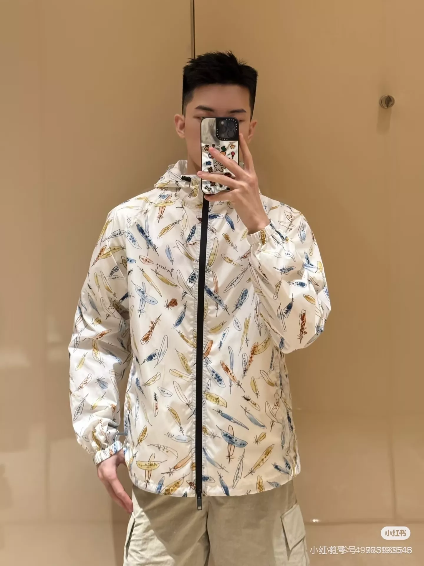버버리 쿠엔틴 블레이크 협업 깃털 프린트 클랩튼 후드 재킷 상세 이미지 55