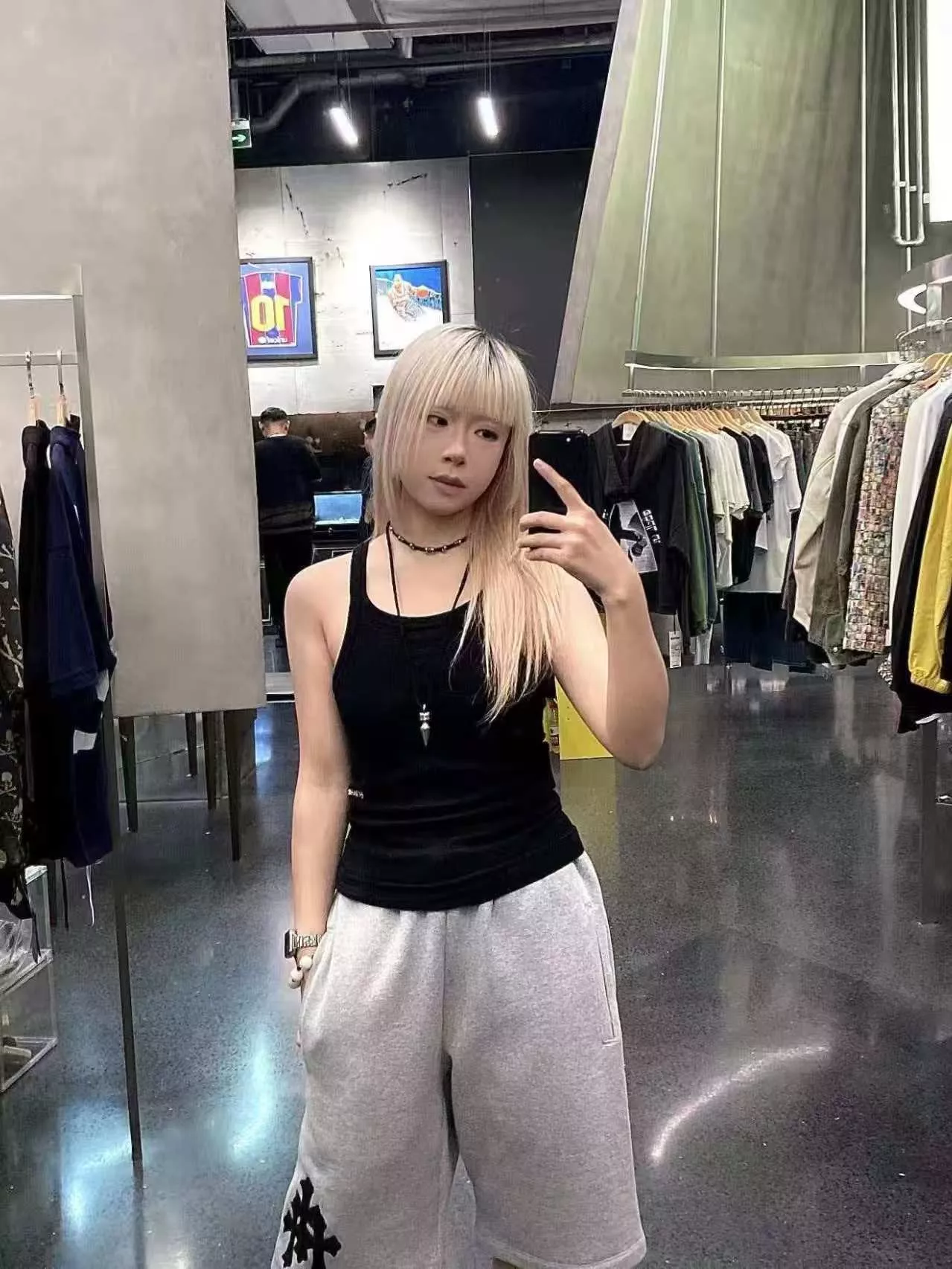 크롬하츠 삼지창 가죽 패치 포인트 하프 팬츠 상세 이미지 23