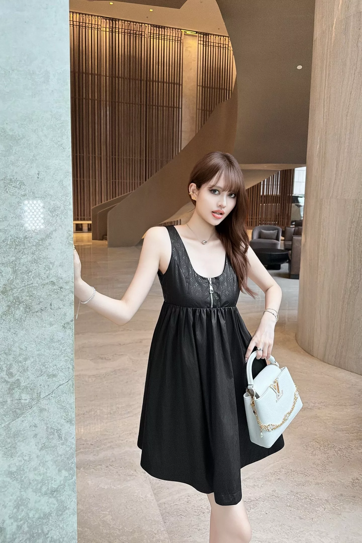body_2883ee2db131f67a.webp