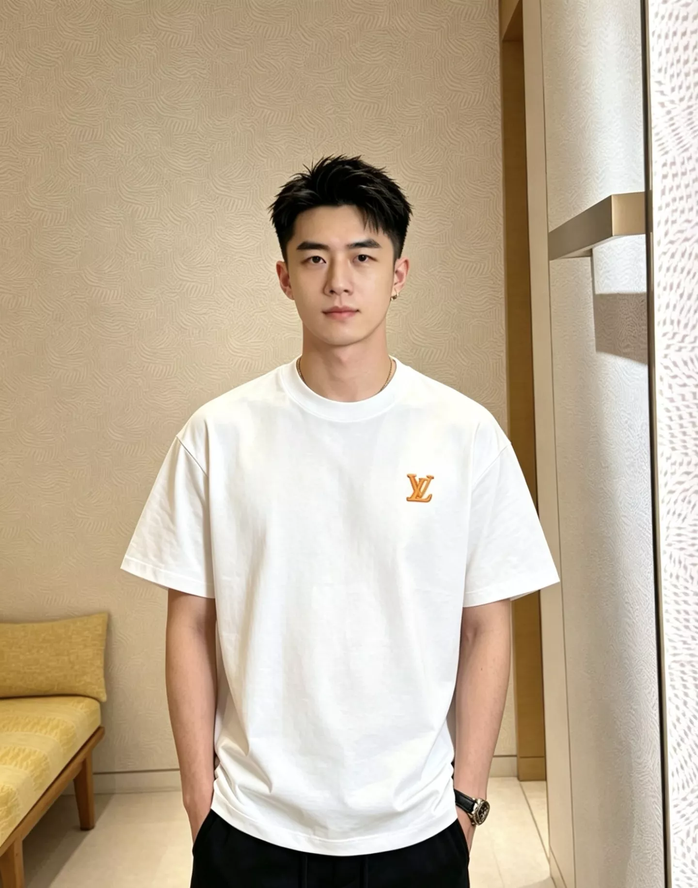 루이비통 입체 LV 포인트 반소매 티셔츠 상세 이미지 33
