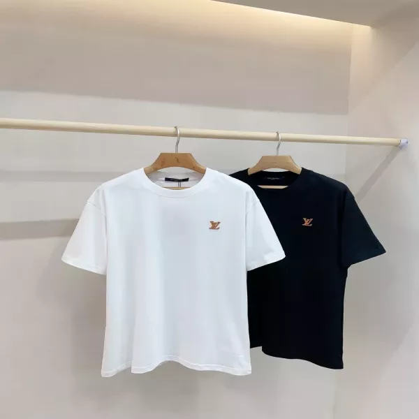 루이비통 입체 LV 포인트 반소매 티셔츠