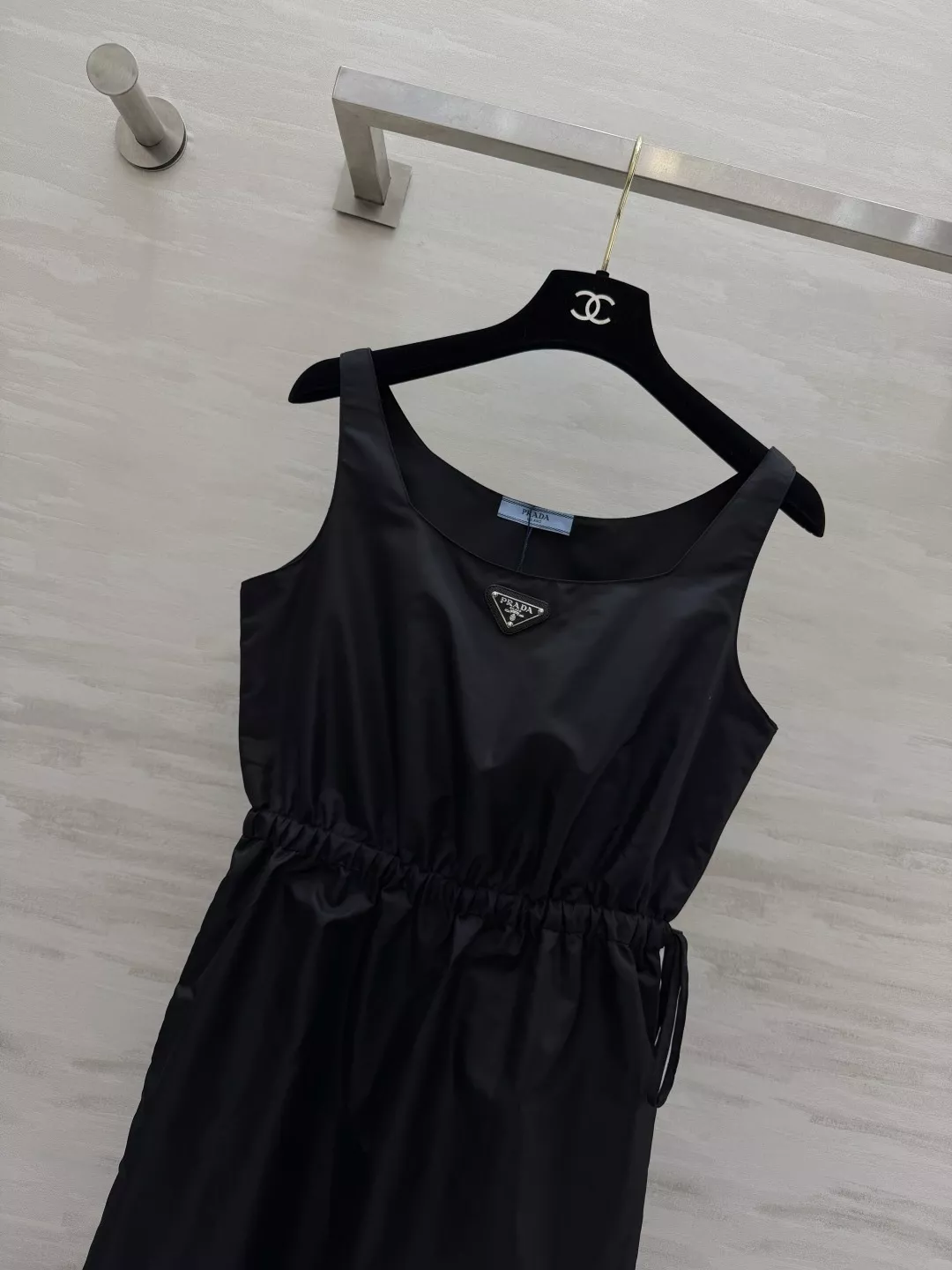 프라다 블랙 나일론 민소매 원피스 상세 이미지 2