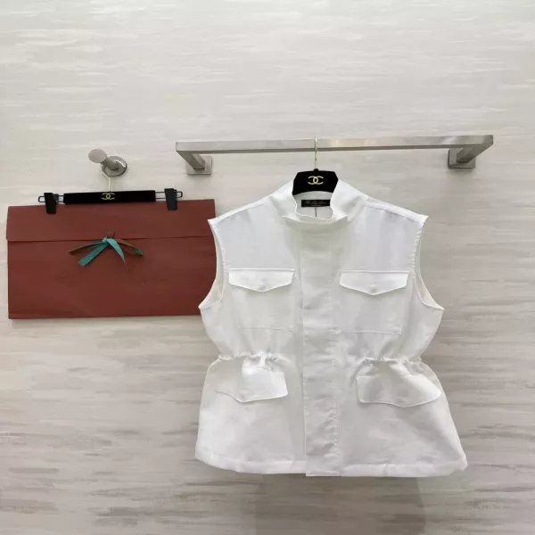 로로피아나 멀티 포켓 린넨 버튼 조끼