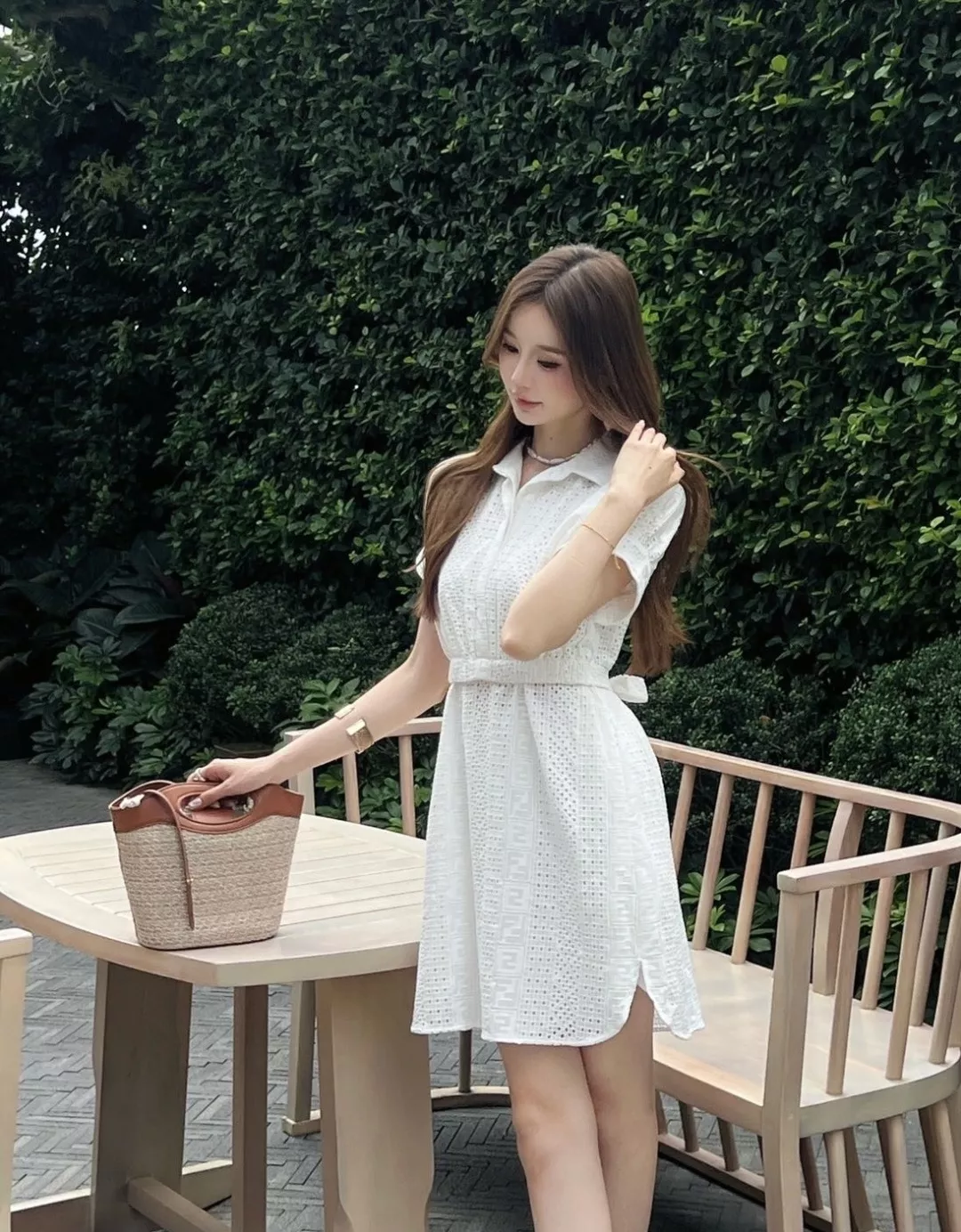 펜디 코튼 자수 펀칭 셔츠형 원피스 상세 이미지 10