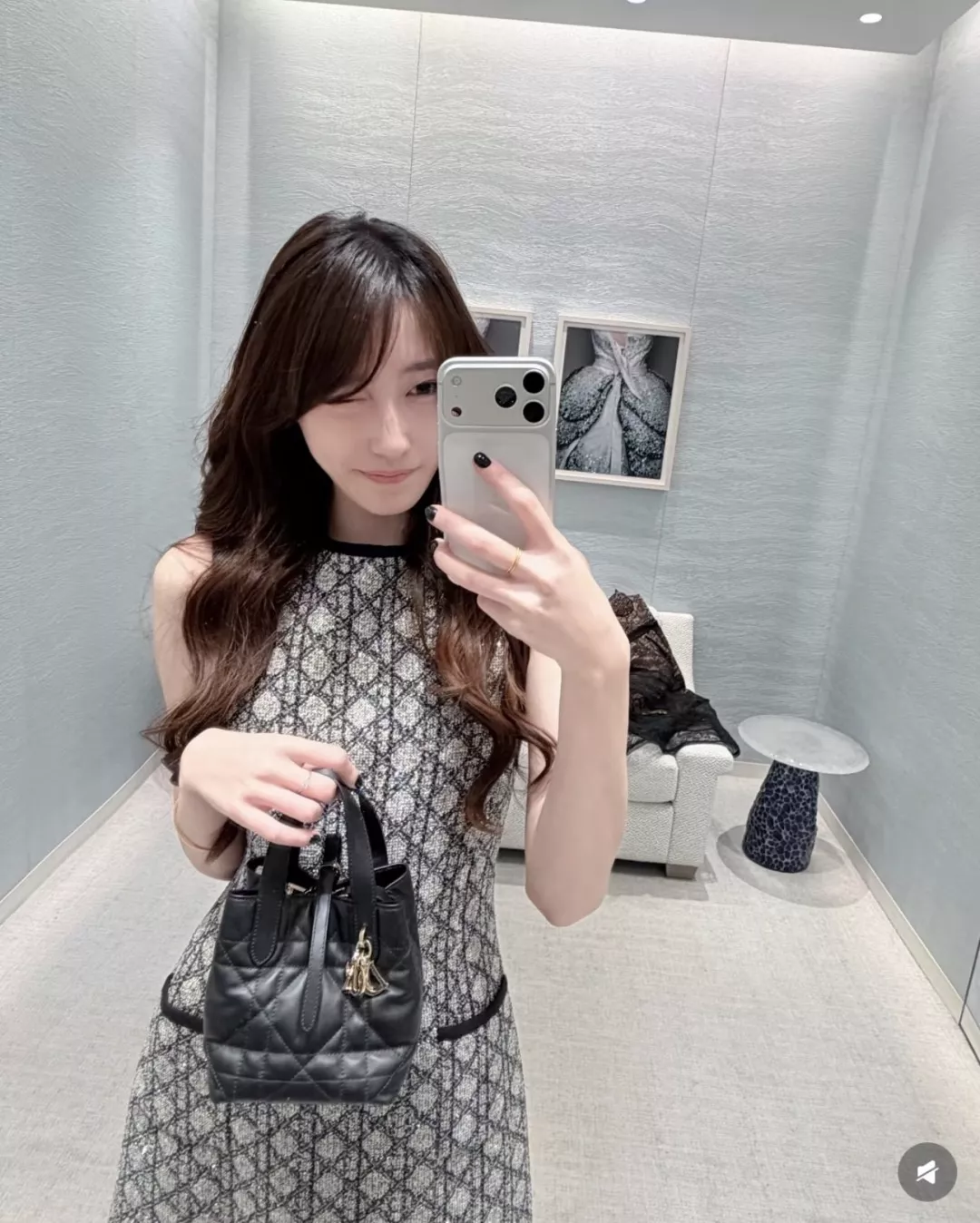 디올 트위드 민소매 원피스 상세 이미지 17