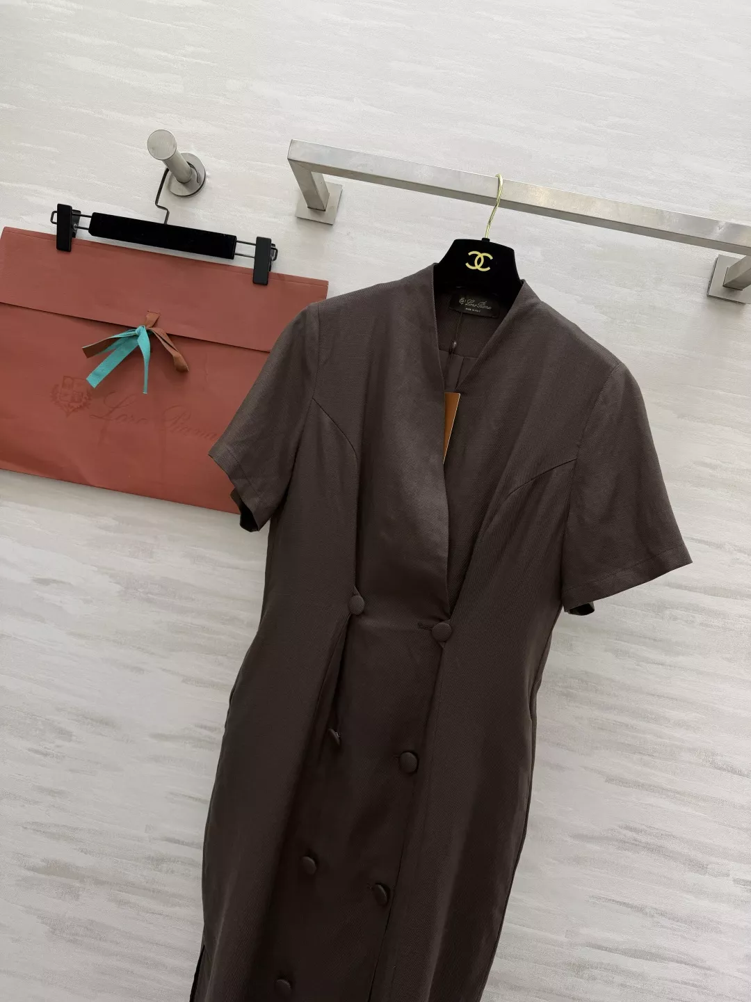로로피아나 린넨 더블브레스트 브이넥 원피스 상세 이미지 6