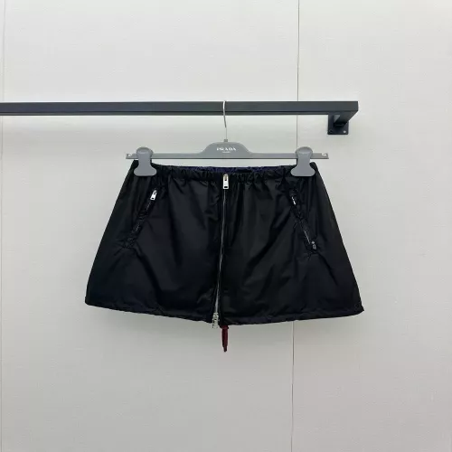 프라다 나일론 미니 스커트