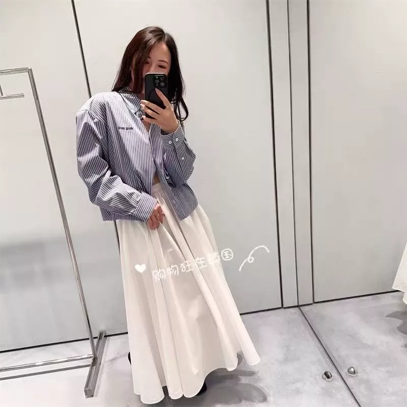 미우미우 스트라이프 자수 포인트 셔츠 상세 이미지 6