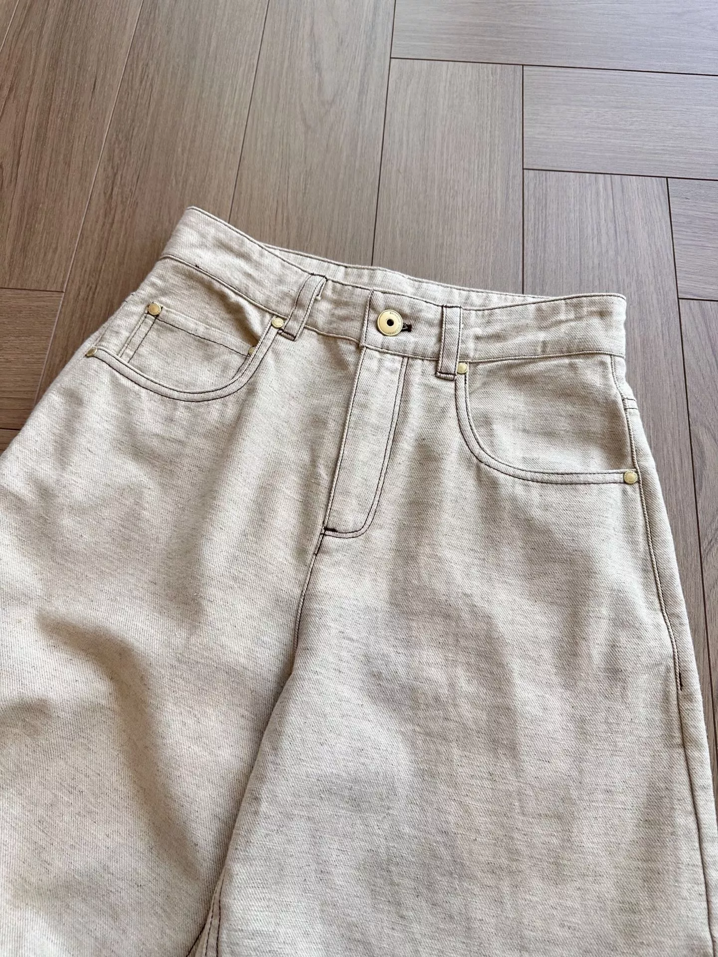 브루넬로쿠치넬리 오트밀 컬러 스트레이트 데님 팬츠 상세 이미지 43
