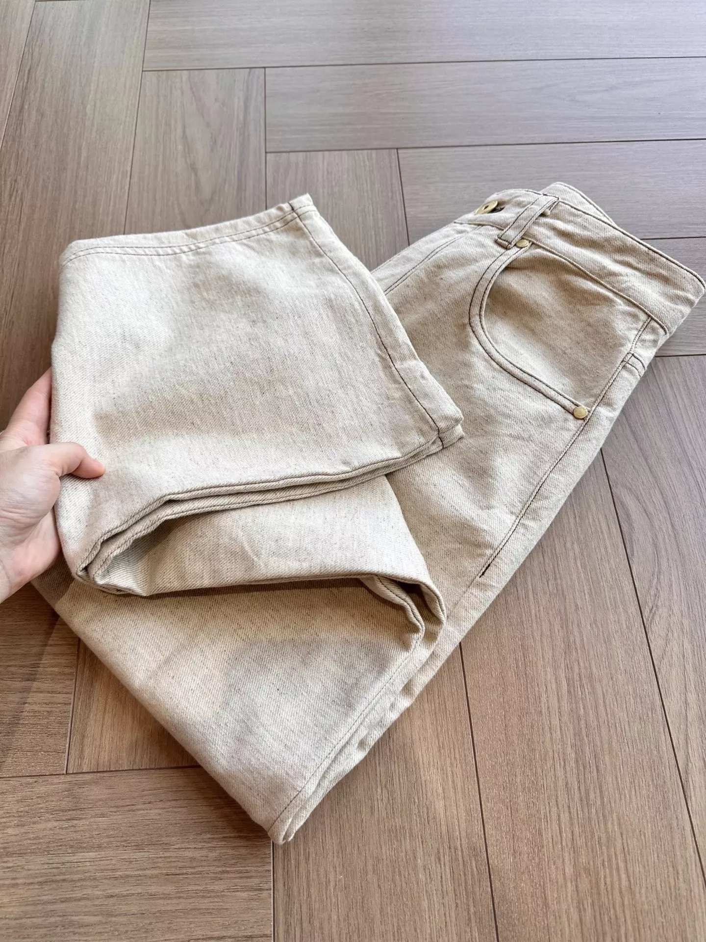 브루넬로쿠치넬리 오트밀 컬러 스트레이트 데님 팬츠 상세 이미지 38