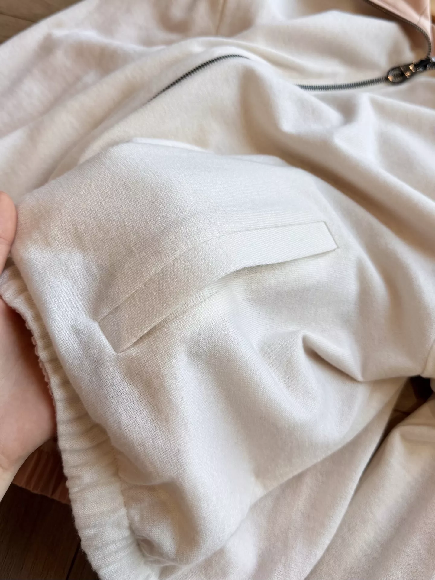 로로피아나 양면 집업 재킷 상세 이미지 52