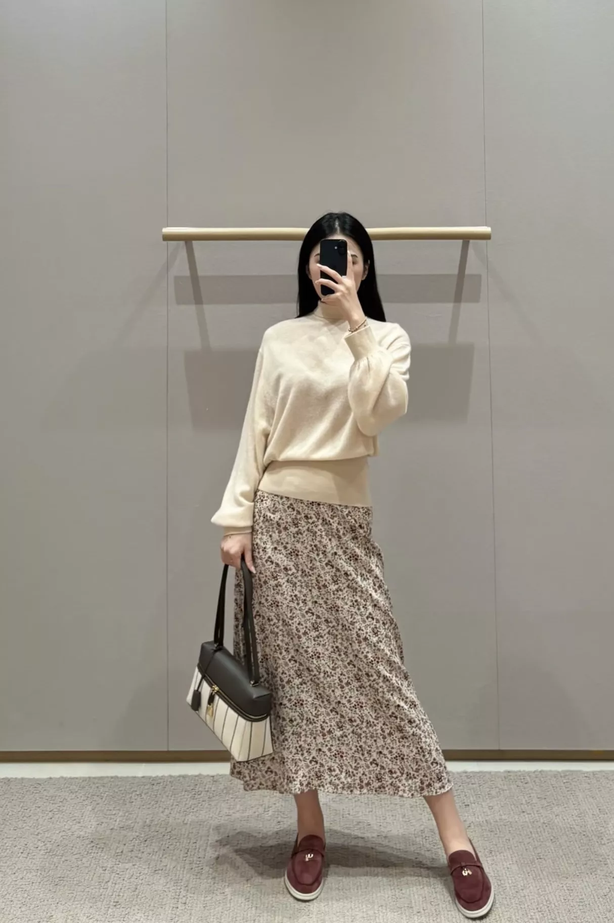 로로피아나 플로럴 실크 블렌드 A라인 롱 스커트 상세 이미지 77