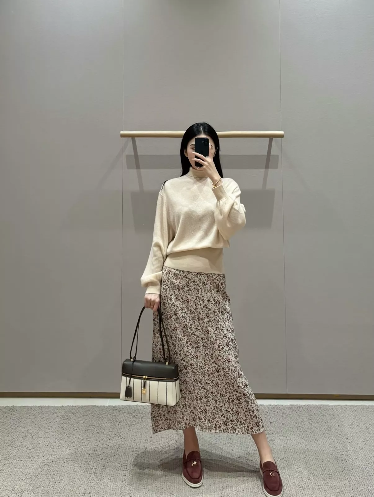 로로피아나 플로럴 실크 블렌드 A라인 롱 스커트 상세 이미지 78