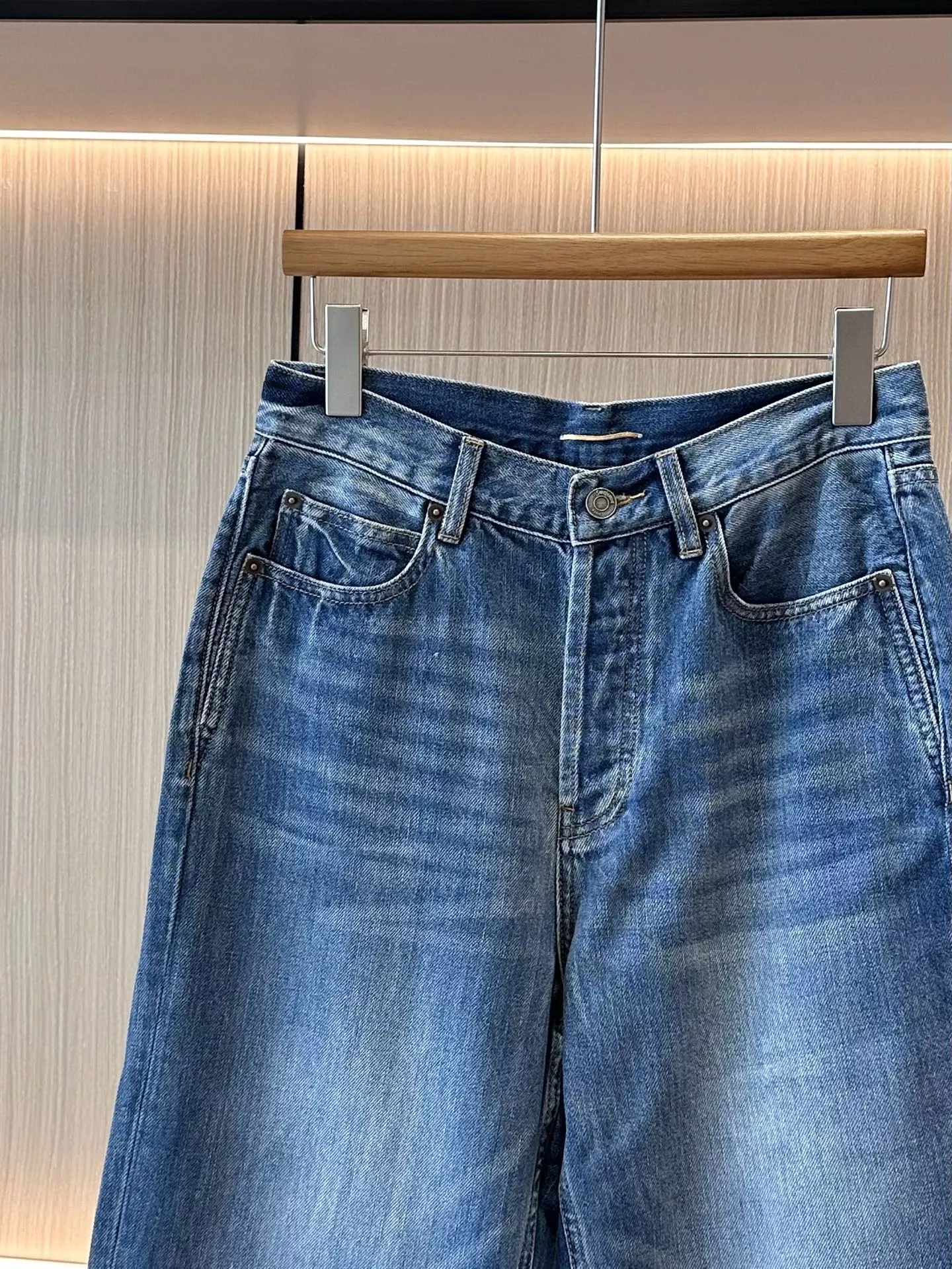 입생로랑 복고 워싱 스트레이트 데님 팬츠 상세 이미지 4