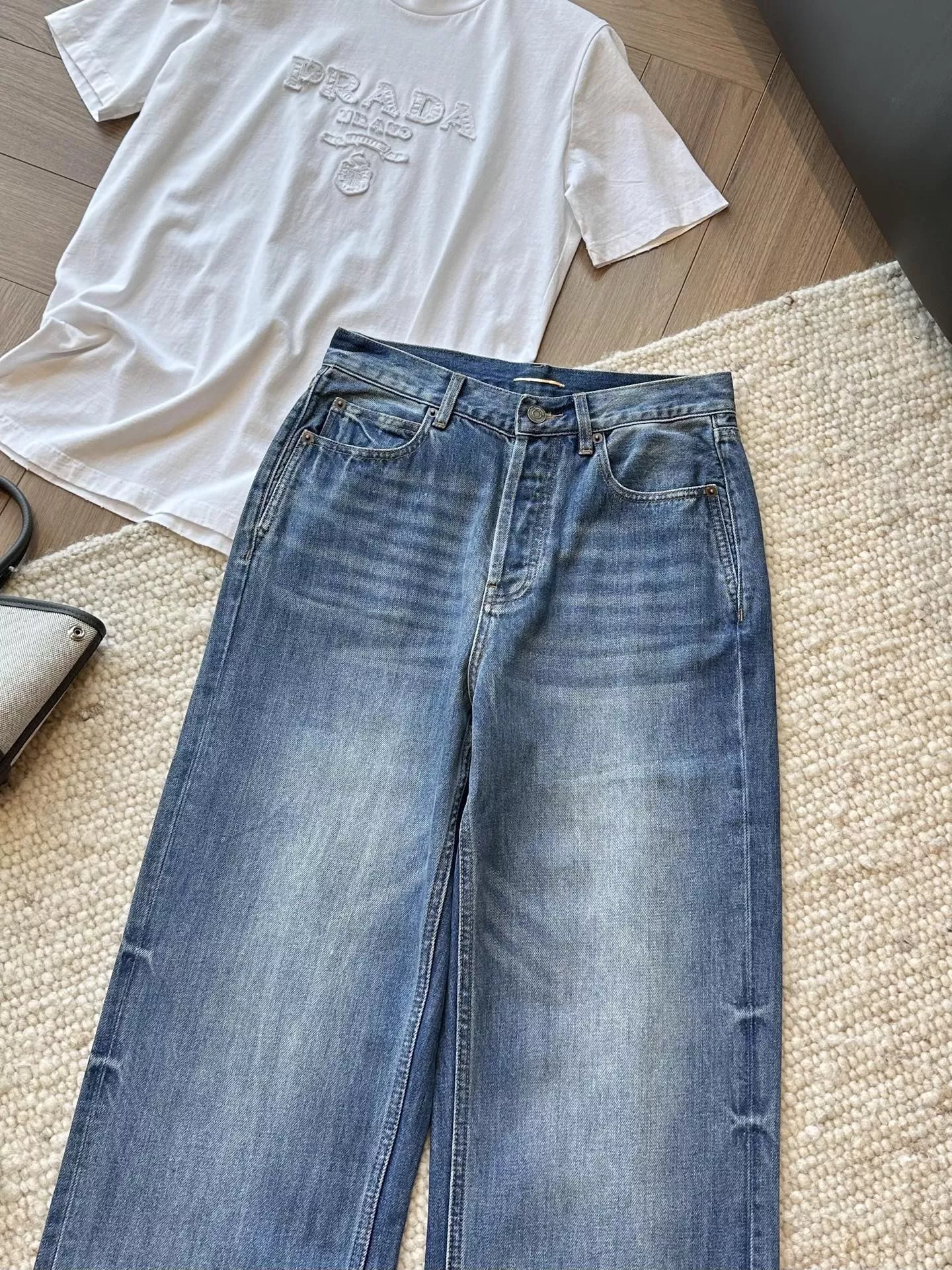 입생로랑 복고 워싱 스트레이트 데님 팬츠 상세 이미지 17