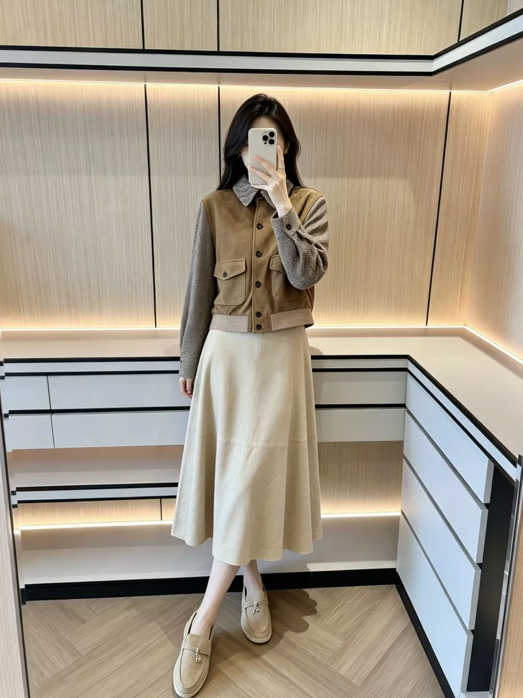 랄프로렌 반스웨이드 양가죽 미디 스커트 상세 이미지 86