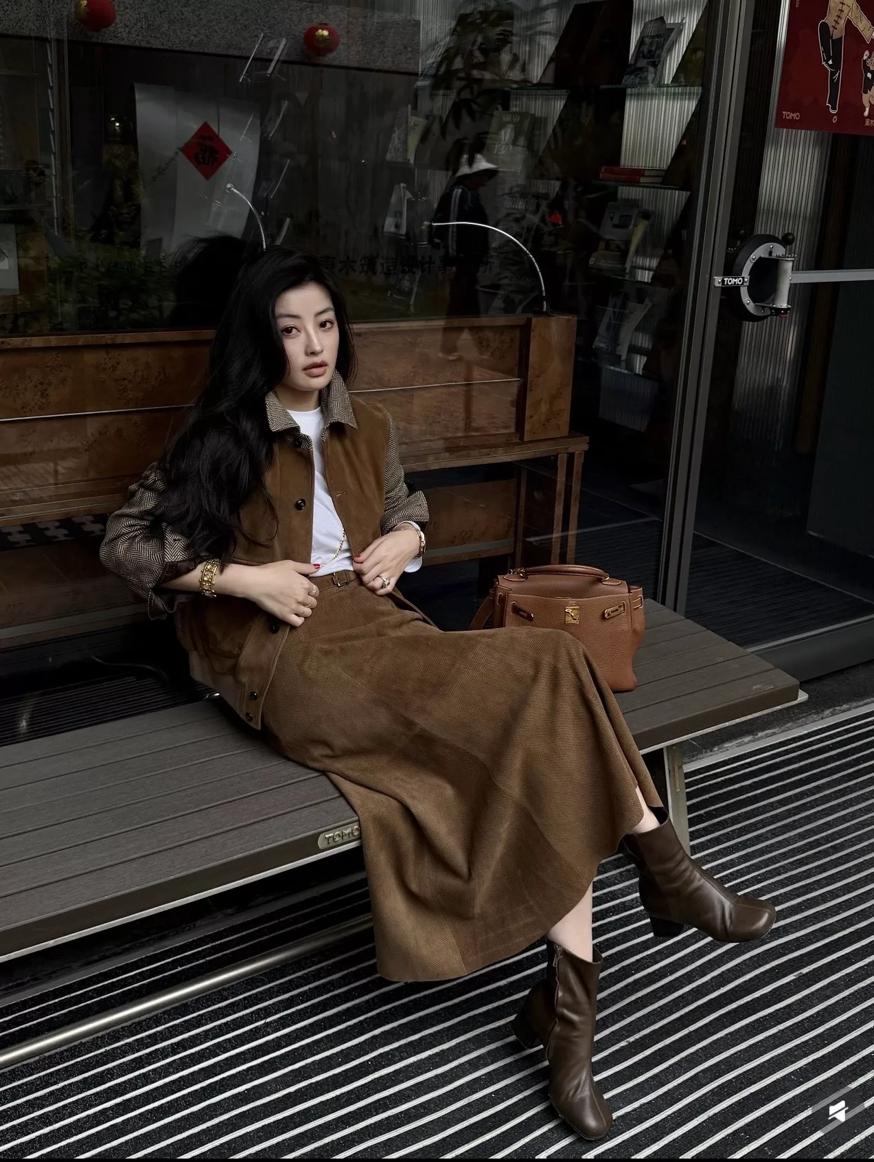랄프로렌 반스웨이드 양가죽 미디 스커트 상세 이미지 17