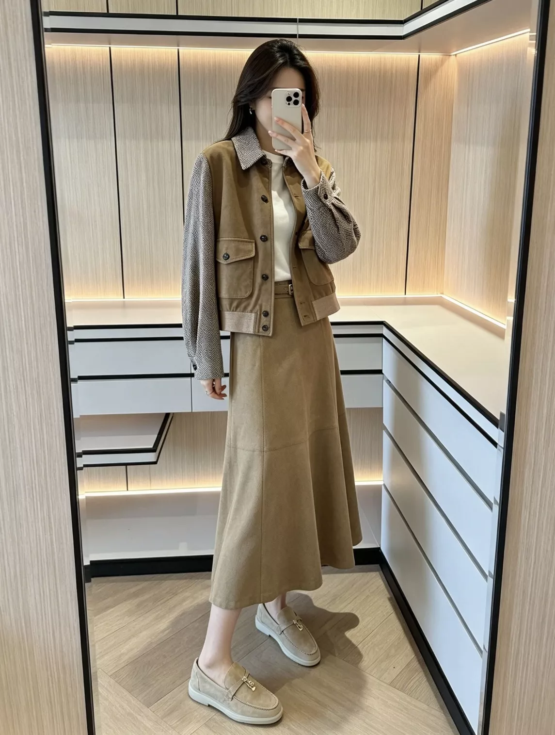 랄프로렌 반스웨이드 양가죽 미디 스커트 상세 이미지 97