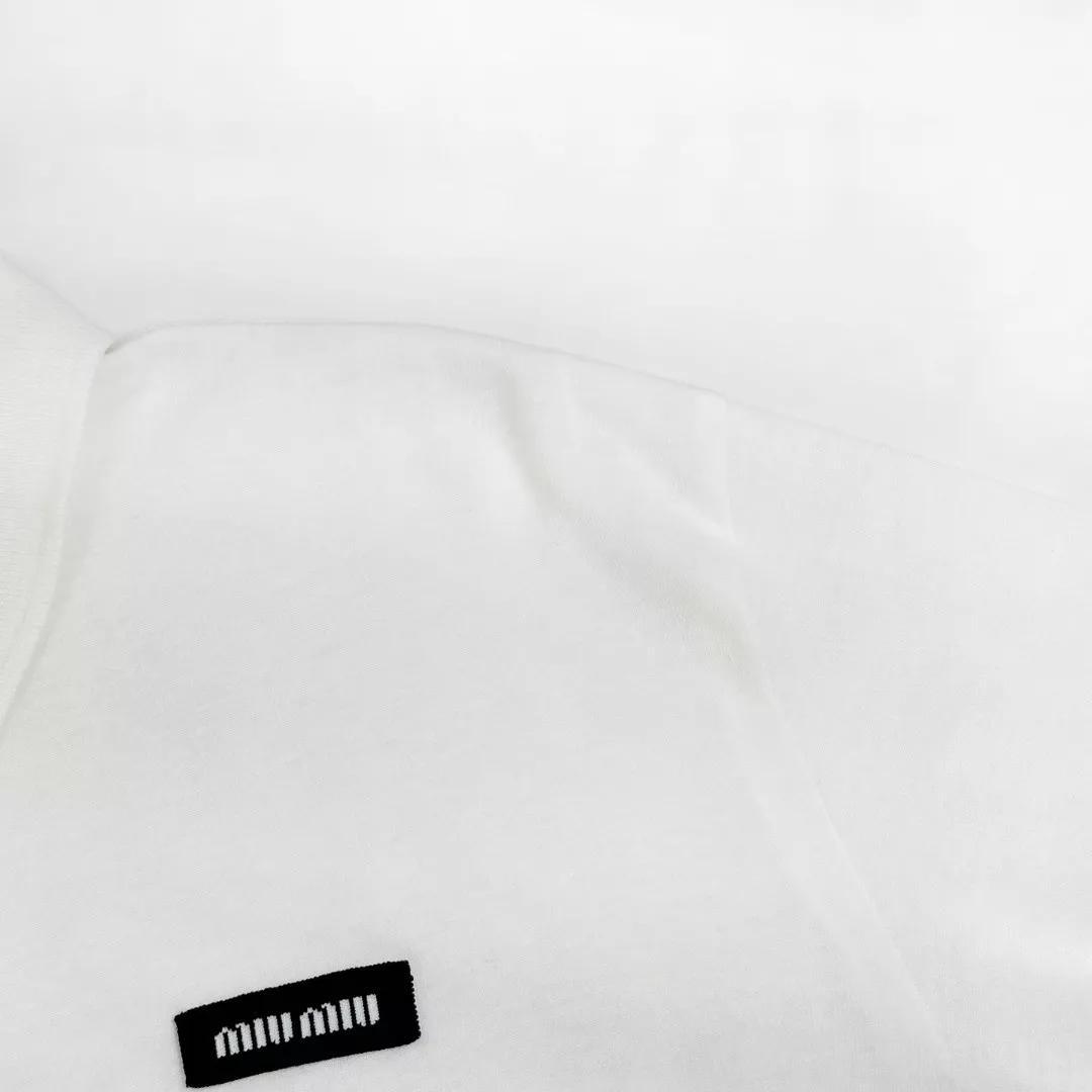 미우미우 폴로 칼라 디자인의 여성용 긴소매 니트 상의 상세 이미지 15